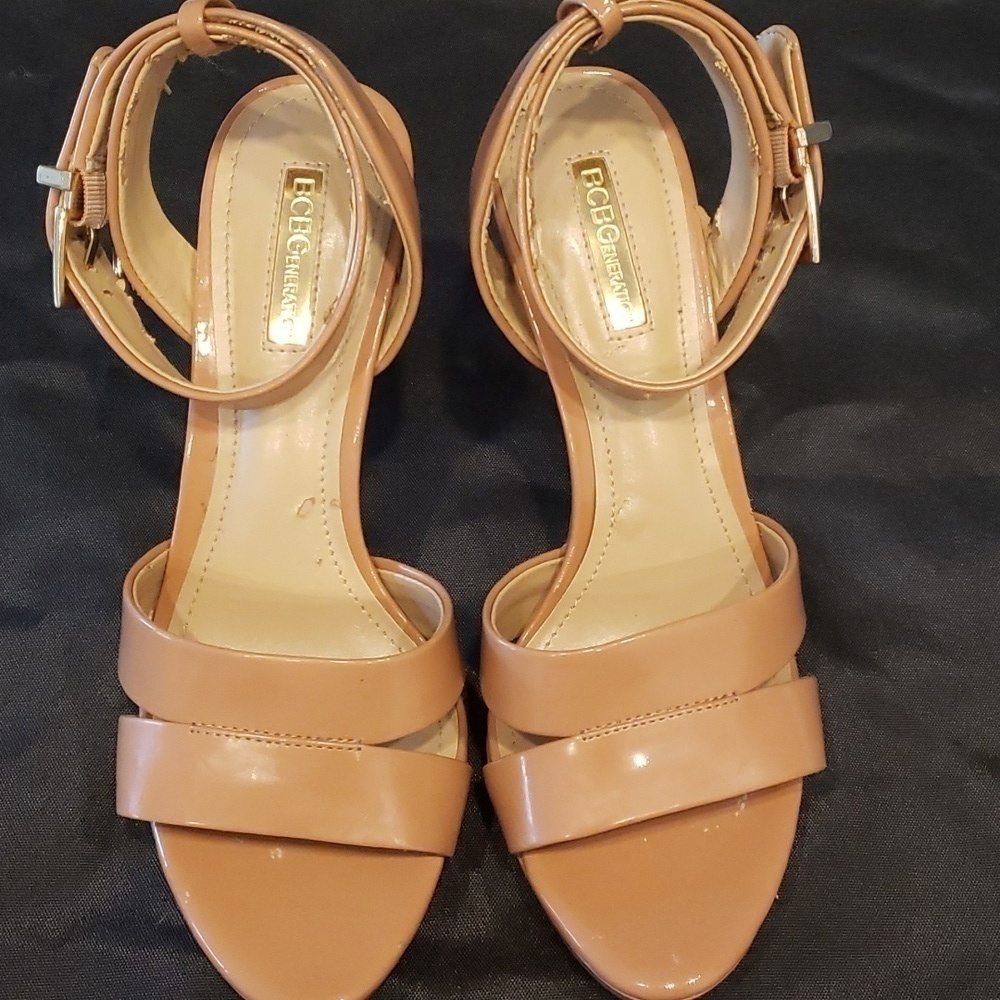 BCBGeneration Beige patent ankle strap sandal